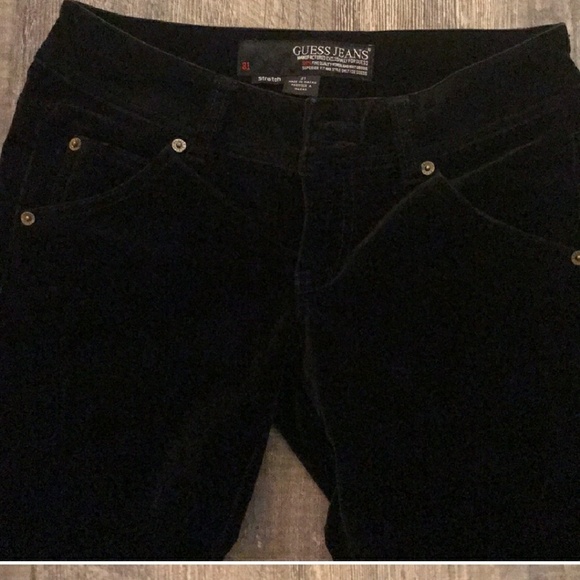 Guess - Picture 4 of 5